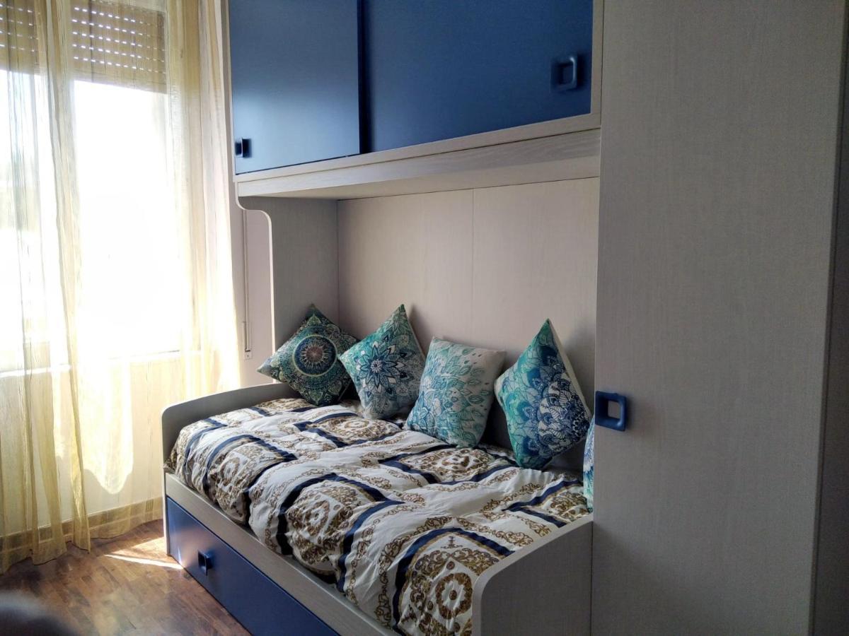 Jamila Apartment ナポリ エクステリア 写真